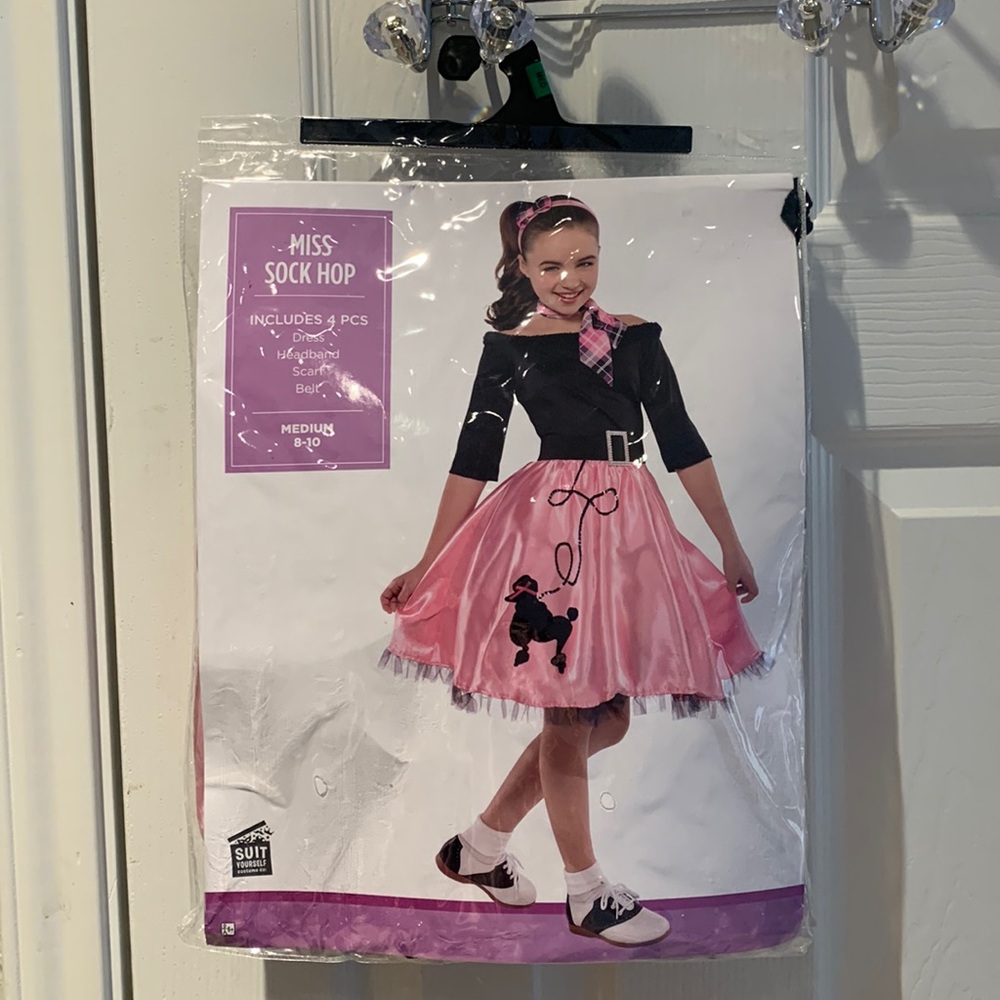 Girls 50’s costume size 8-10 M.